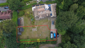 Plot for sale in Arford Common photo